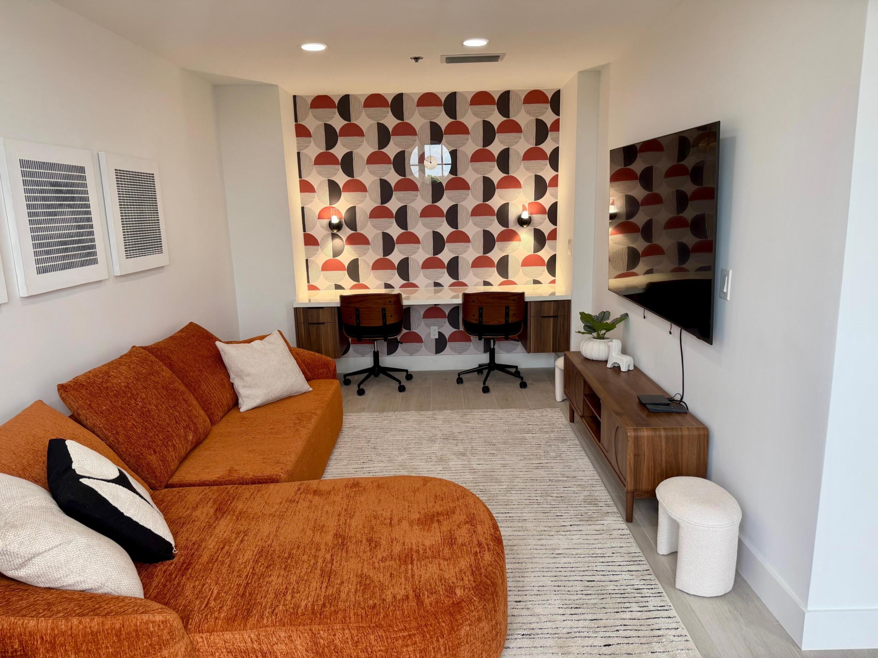 SPYGLASS WALK CONDO - Residential Lease