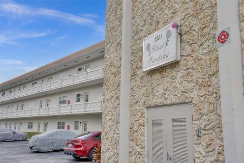 A home in Lauderdale Lakes