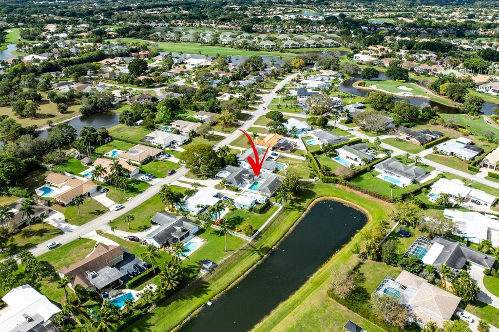 Photo of 4705 Holly Drive, Palm Beach Gardens, FL 33418 (MLS # R11067133)