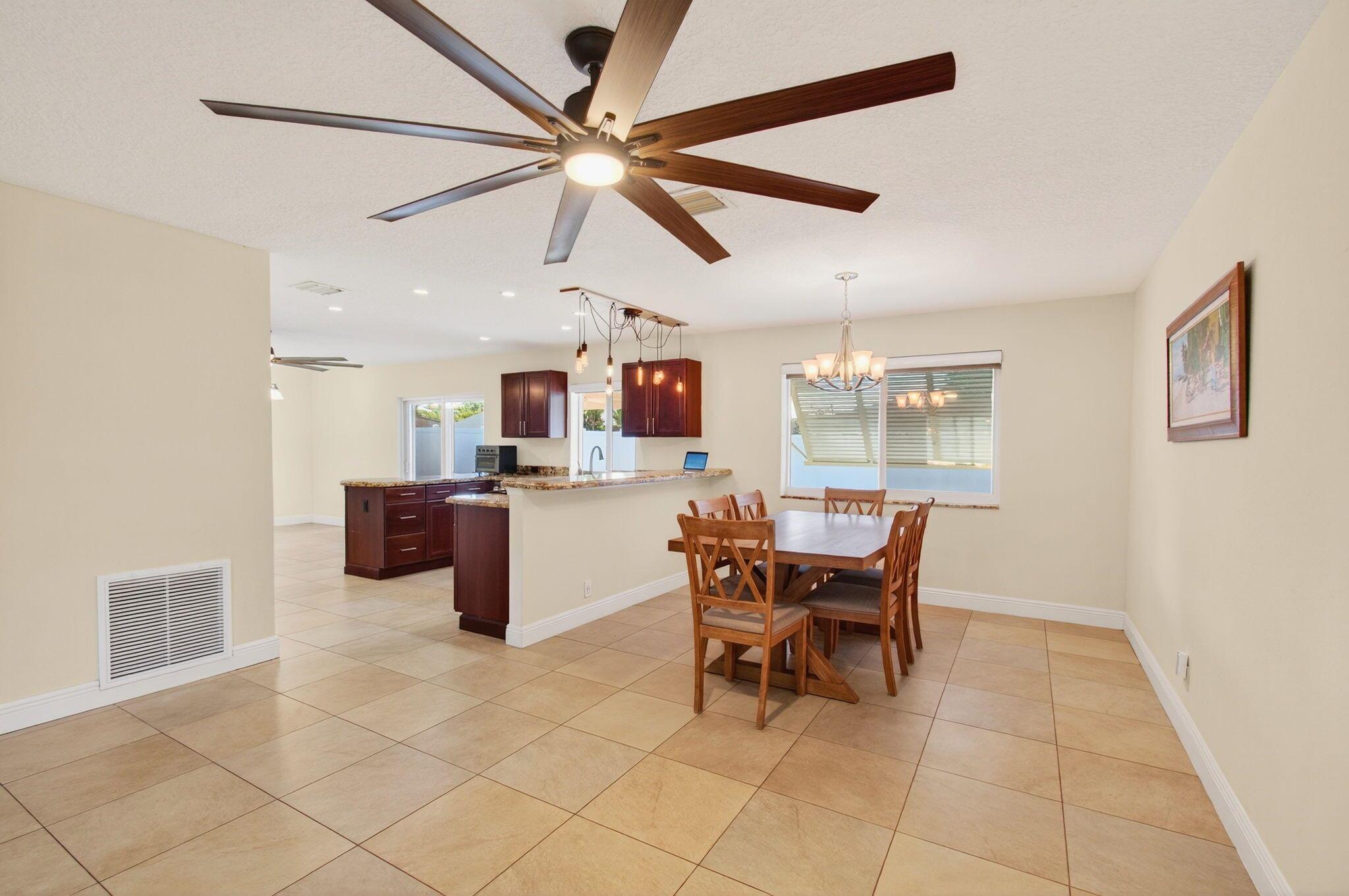 4712 Ellwood Drive