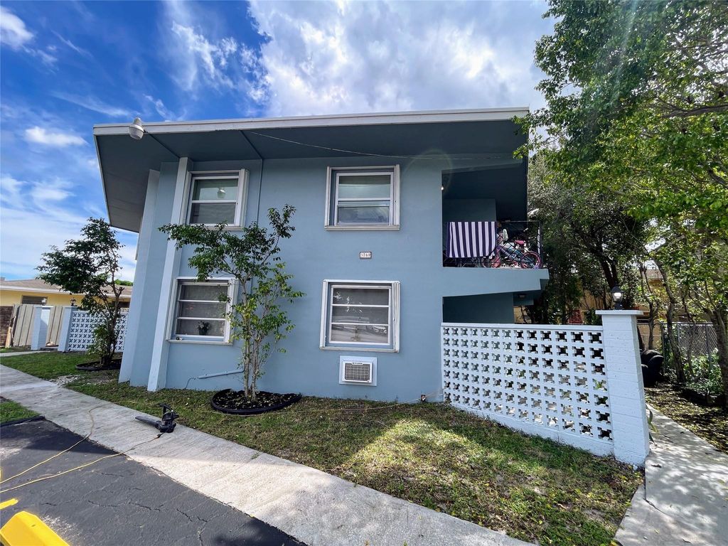 Photo of 3760 SW 1st Street, Fort Lauderdale, FL 33312 (MLS # F10550775)