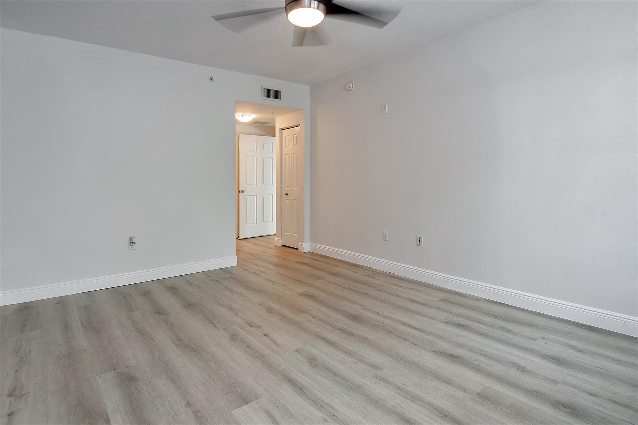Lauderdale One Condo - Residential Lease