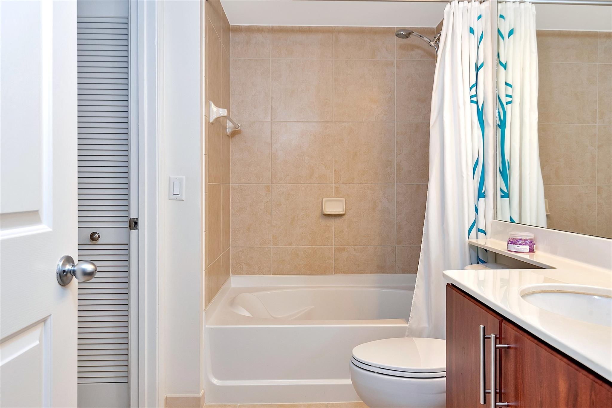 Lauderdale One Condo - Residential Lease