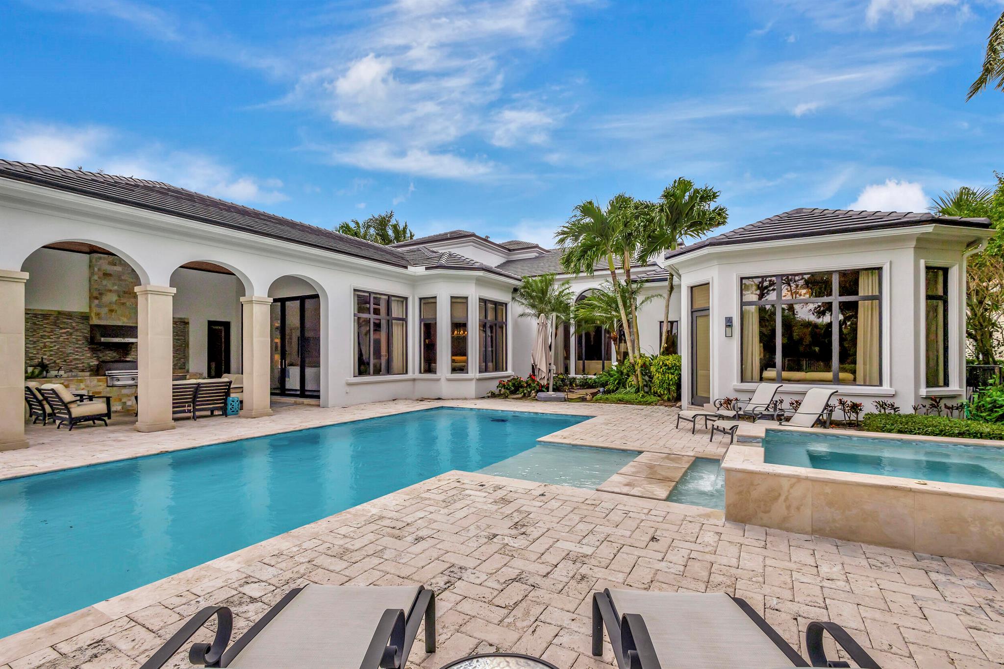 MIRASOL PALACIO - Residential