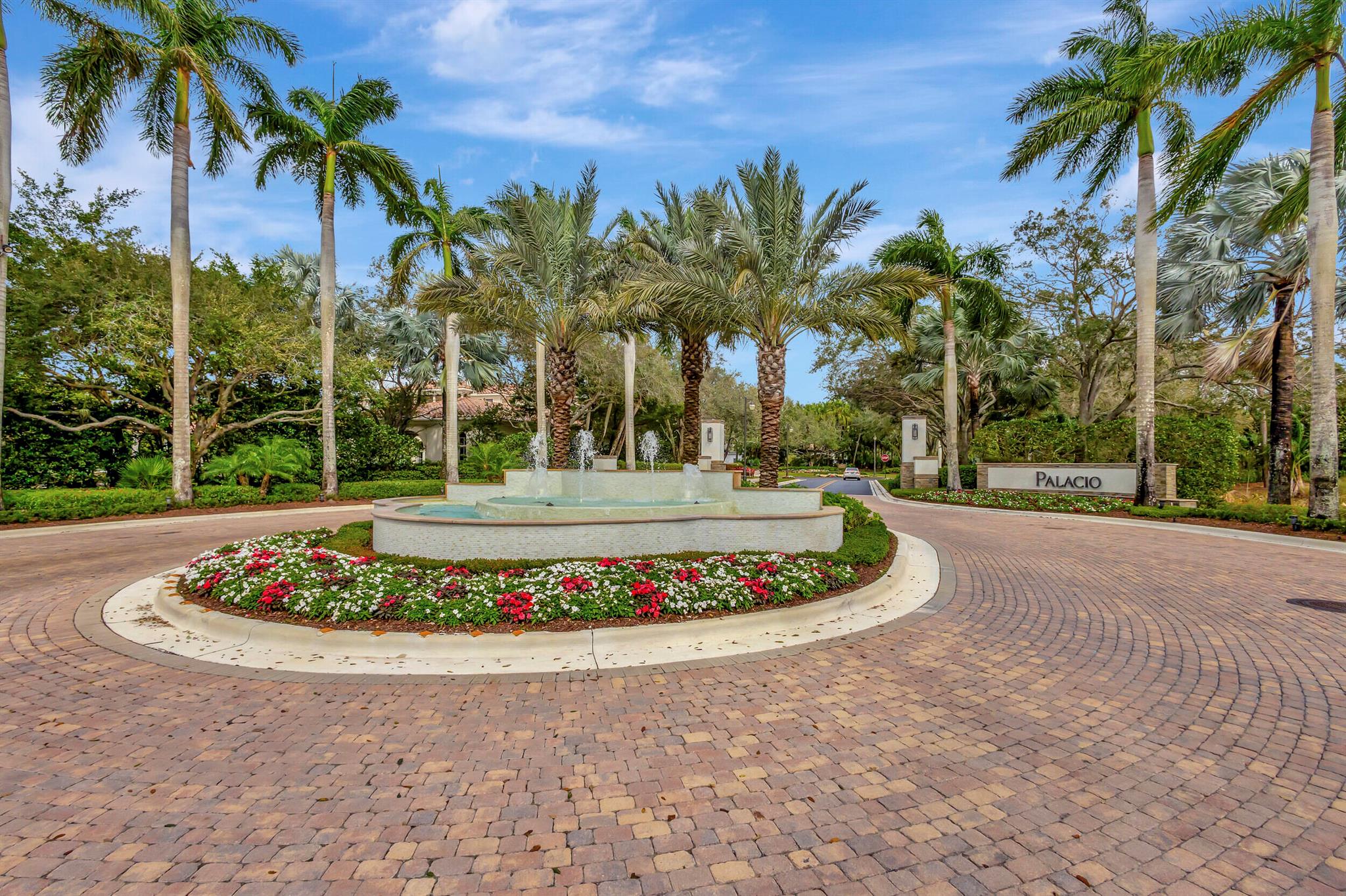 MIRASOL PALACIO - Residential