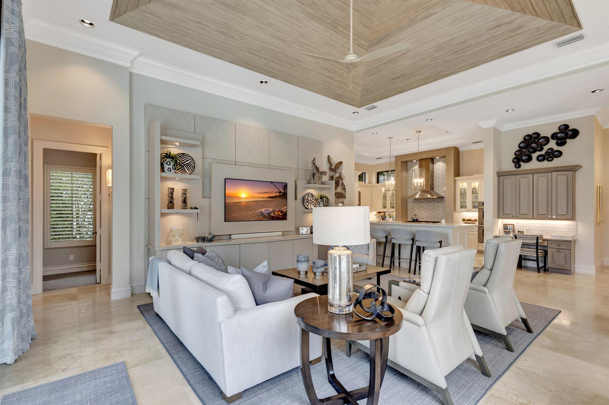 MIRASOL PALACIO - Residential