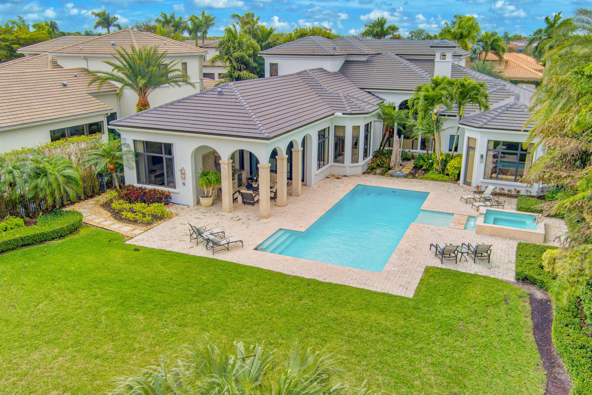 MIRASOL PALACIO - Residential