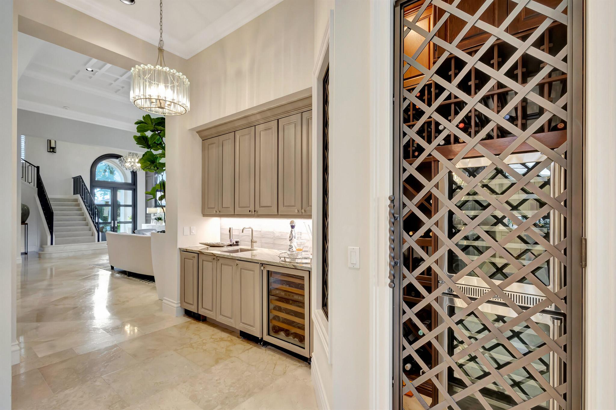 MIRASOL PALACIO - Residential