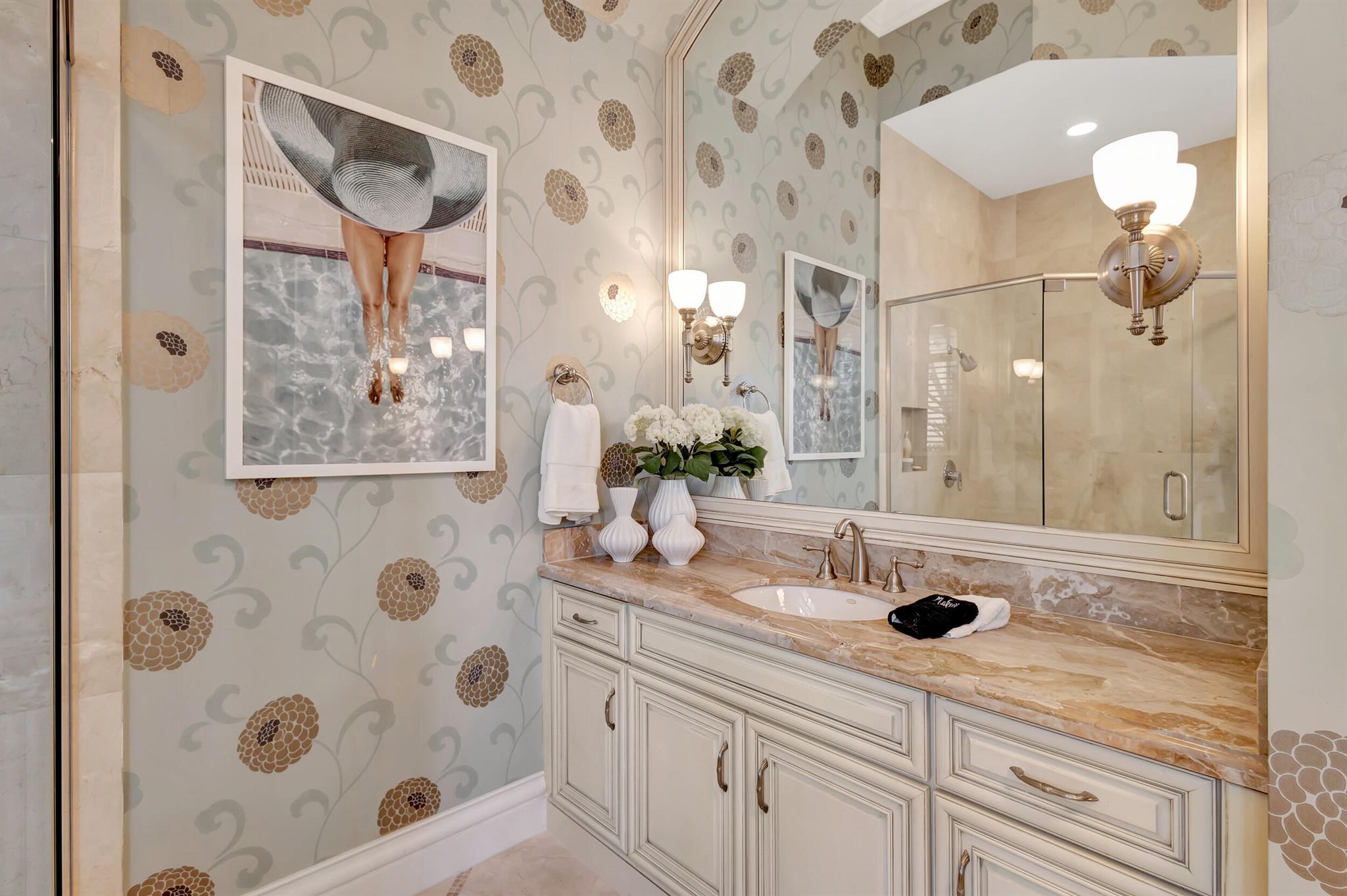 MIRASOL PALACIO - Residential