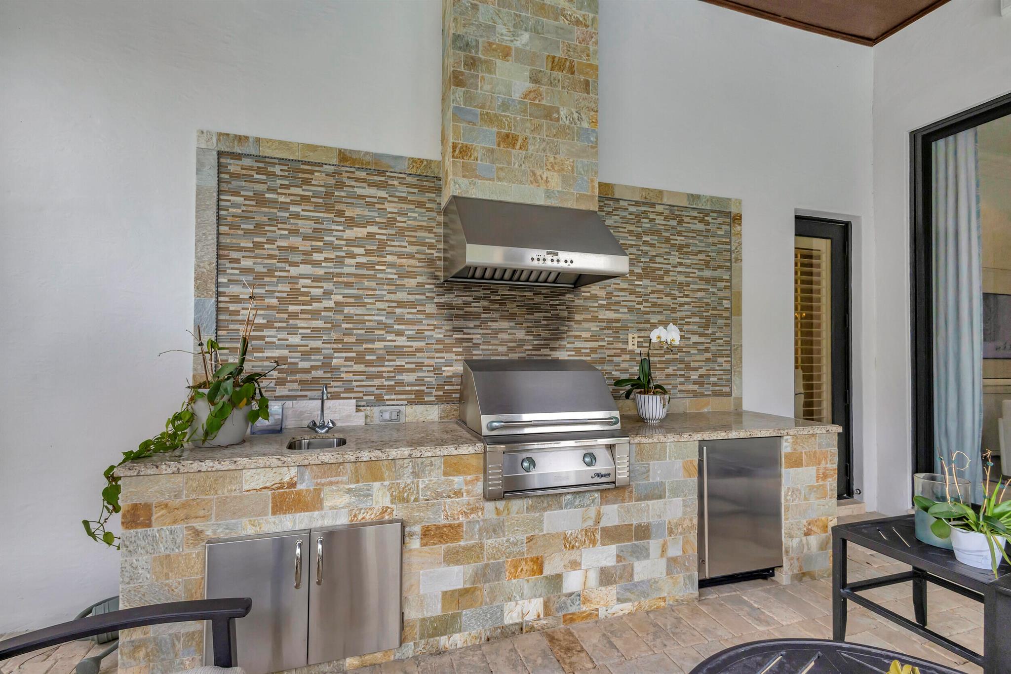 MIRASOL PALACIO - Residential