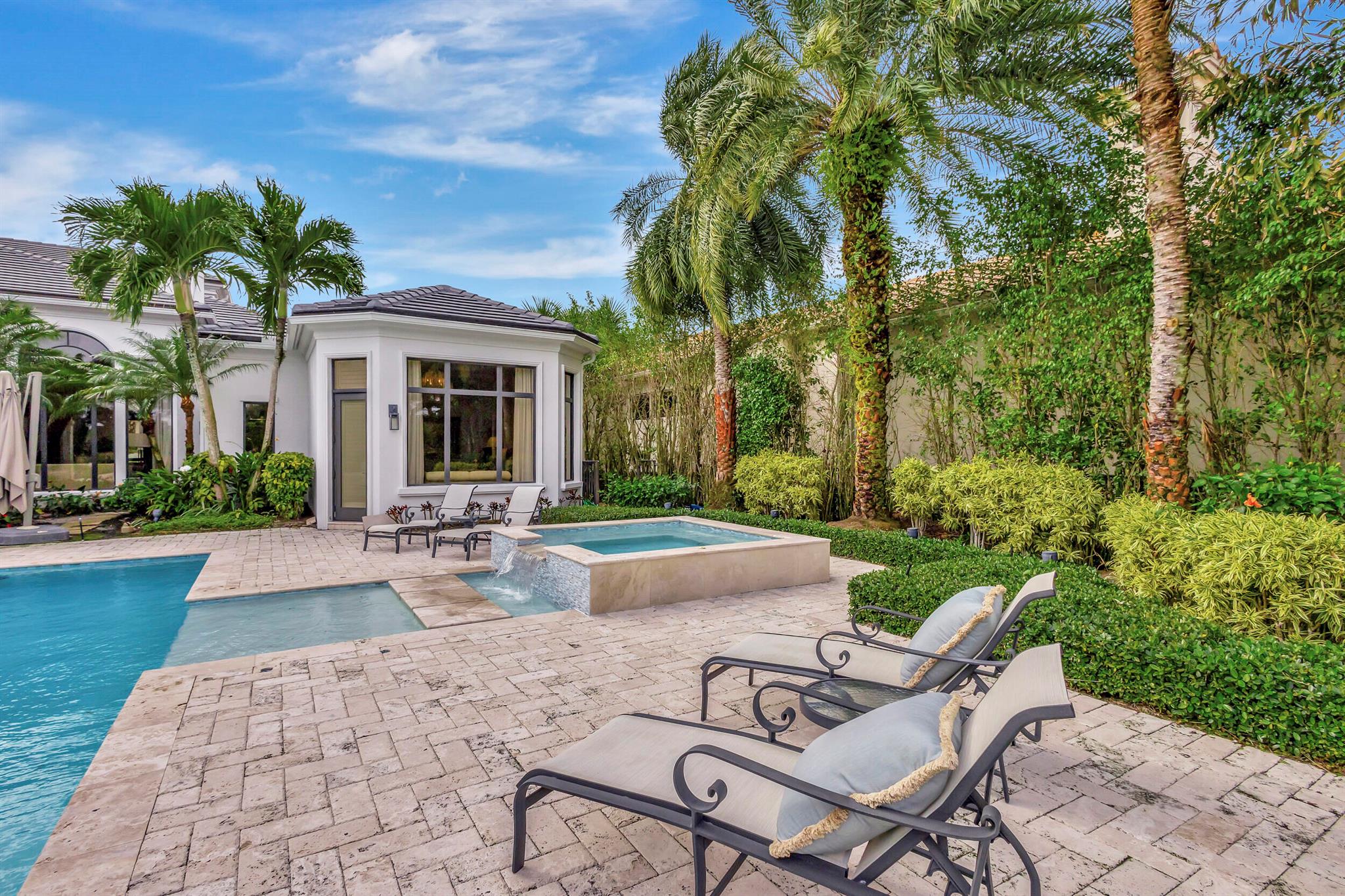 MIRASOL PALACIO - Residential