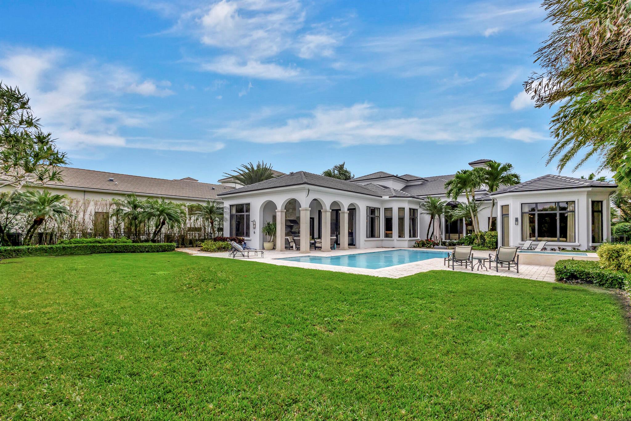 MIRASOL PALACIO - Residential