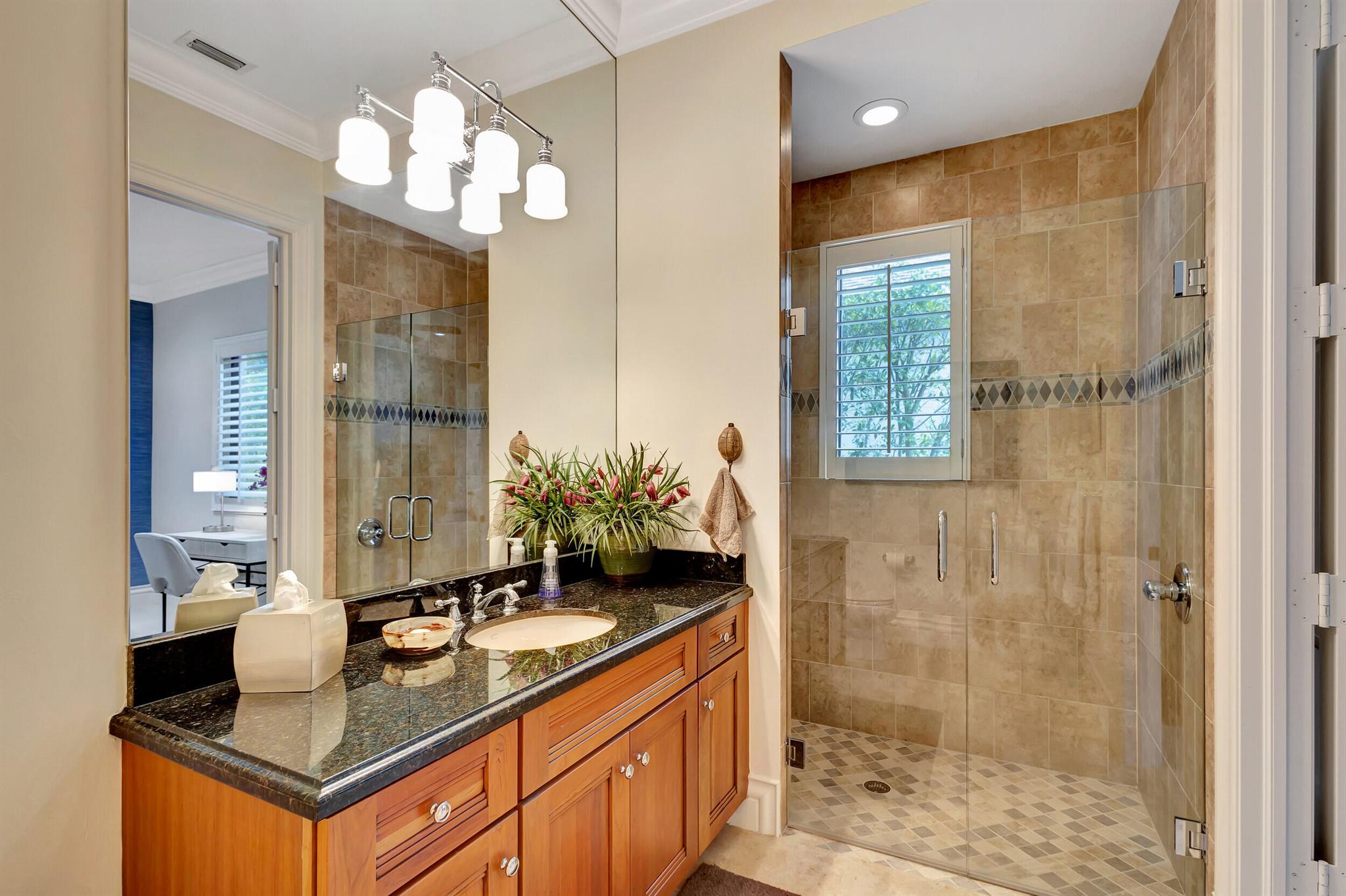 MIRASOL PALACIO - Residential