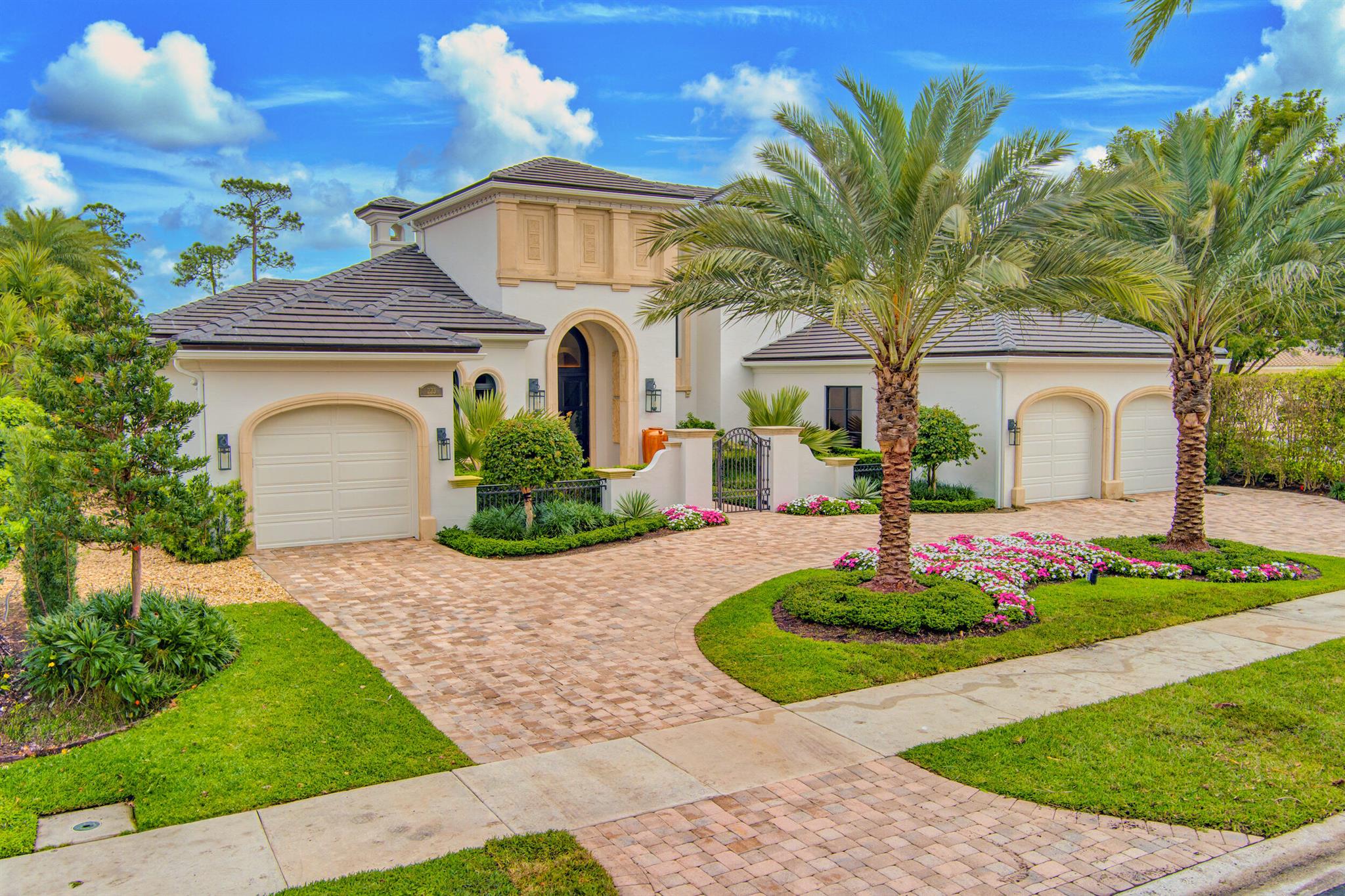 MIRASOL PALACIO - Residential