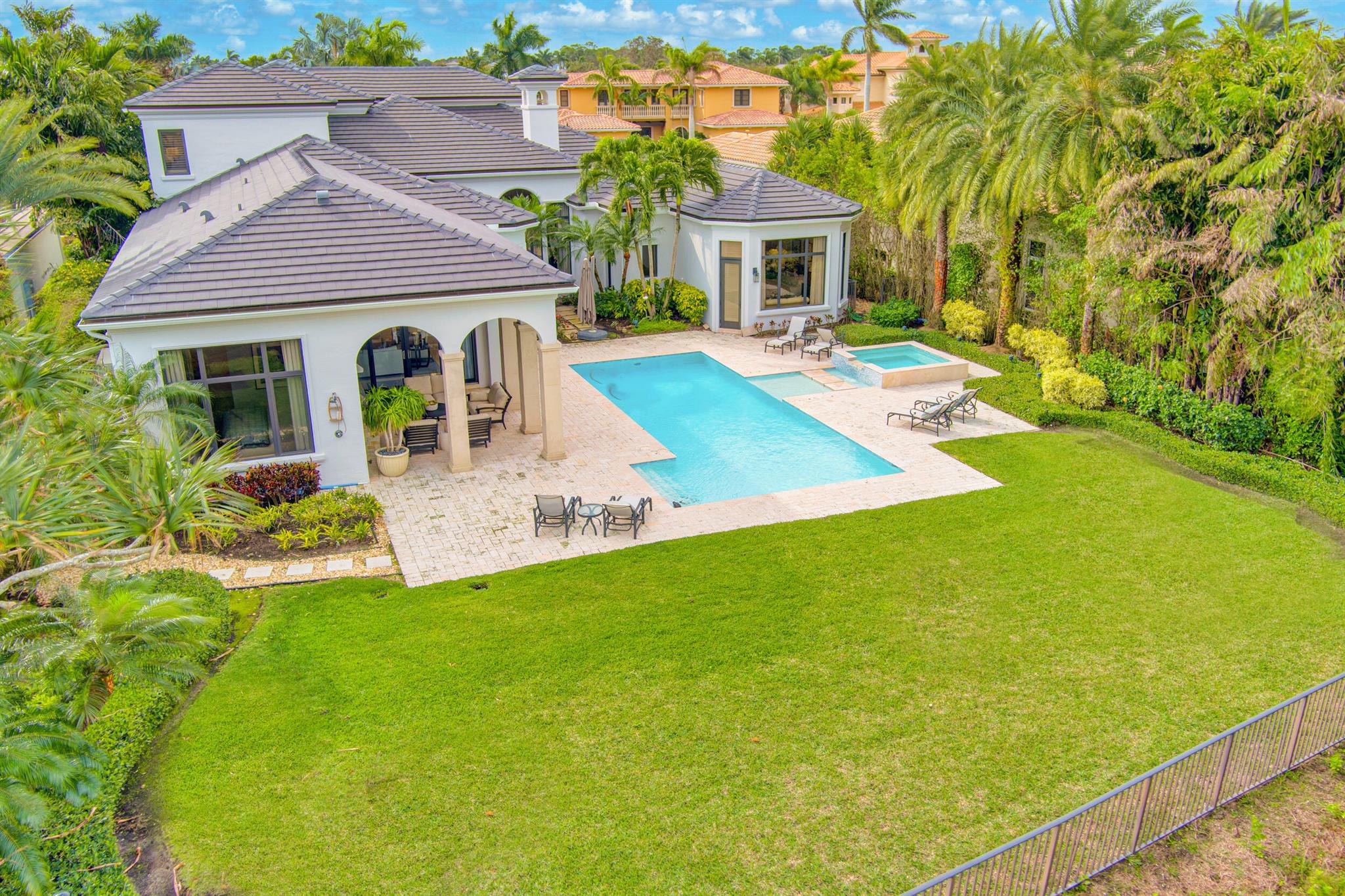 MIRASOL PALACIO - Residential