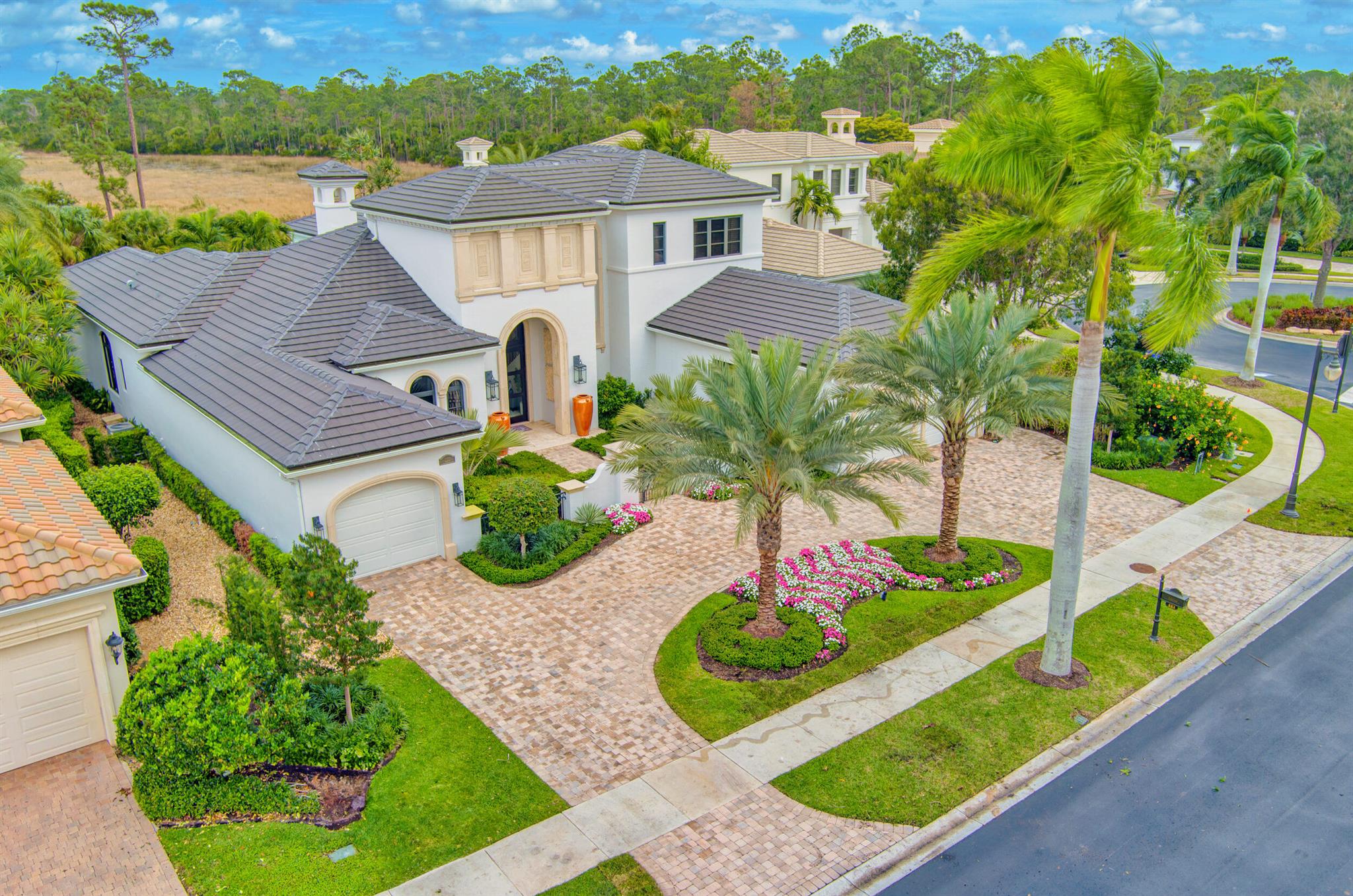 MIRASOL PALACIO - Residential