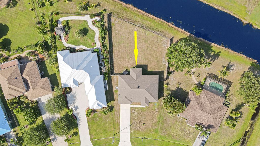 Photo of 1875 SE North Buttonwood Drive, Port Saint Lucie, FL 34952 (MLS # R10992196)