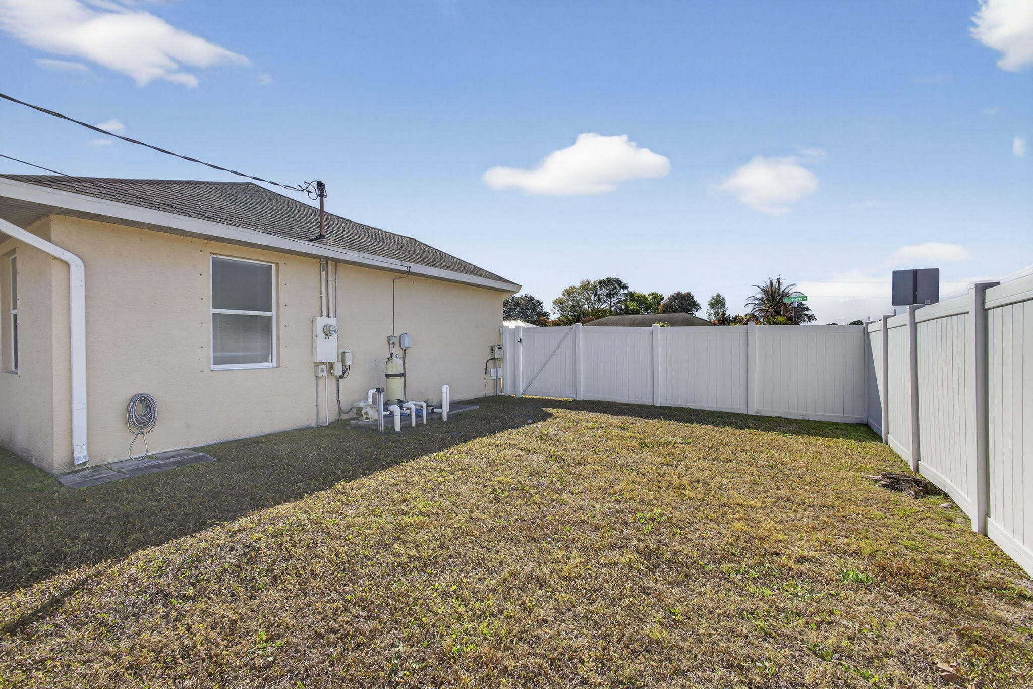 PORT ST LUCIE SECTION 8 - Residential