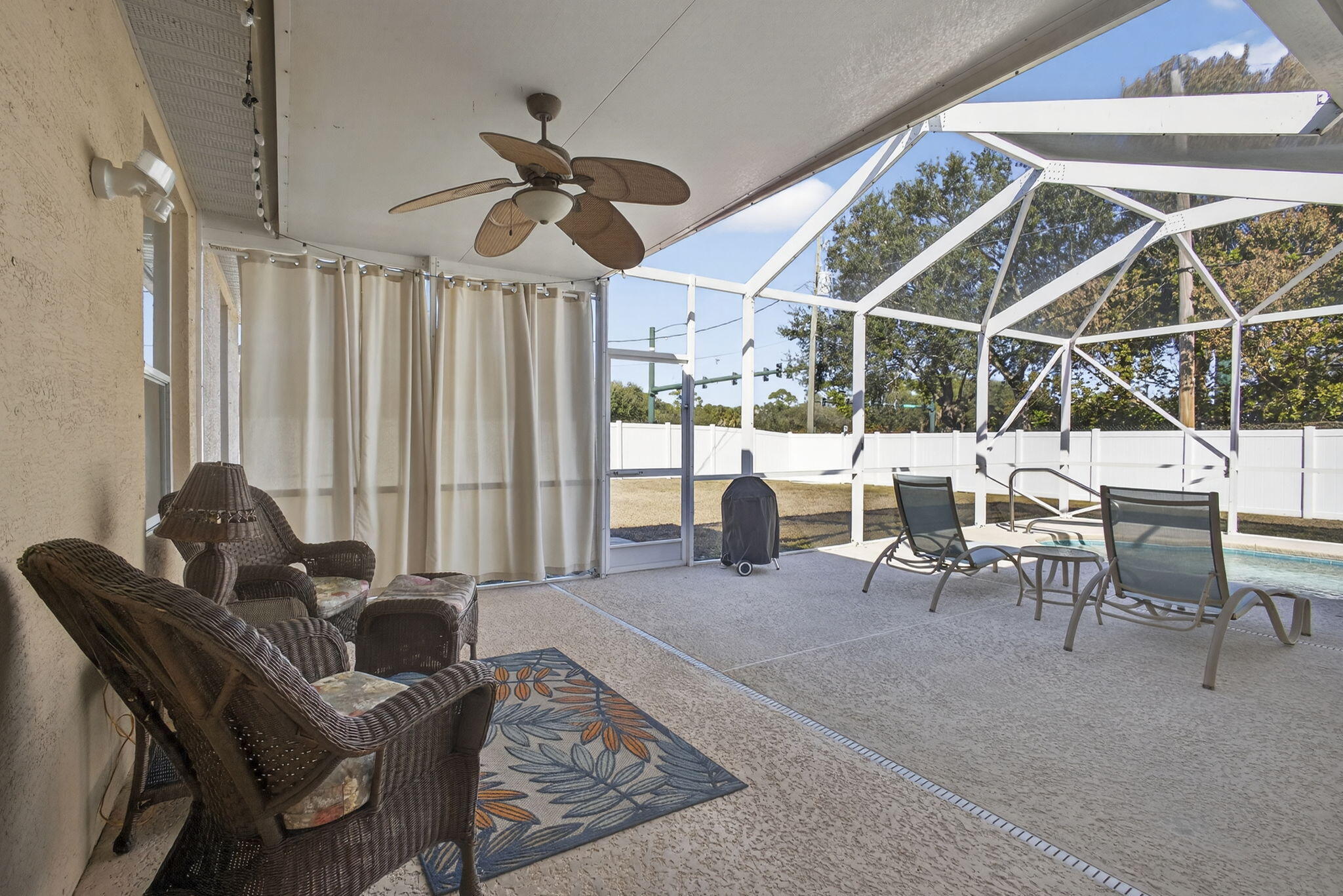 PORT ST LUCIE SECTION 8 - Residential