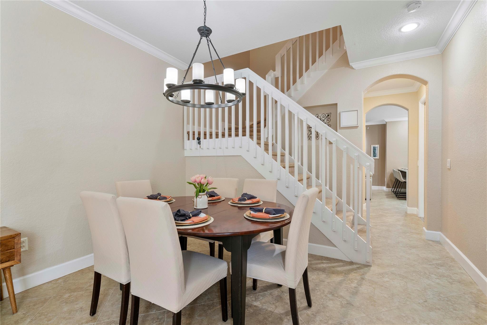 4442 Arabian Way 4442