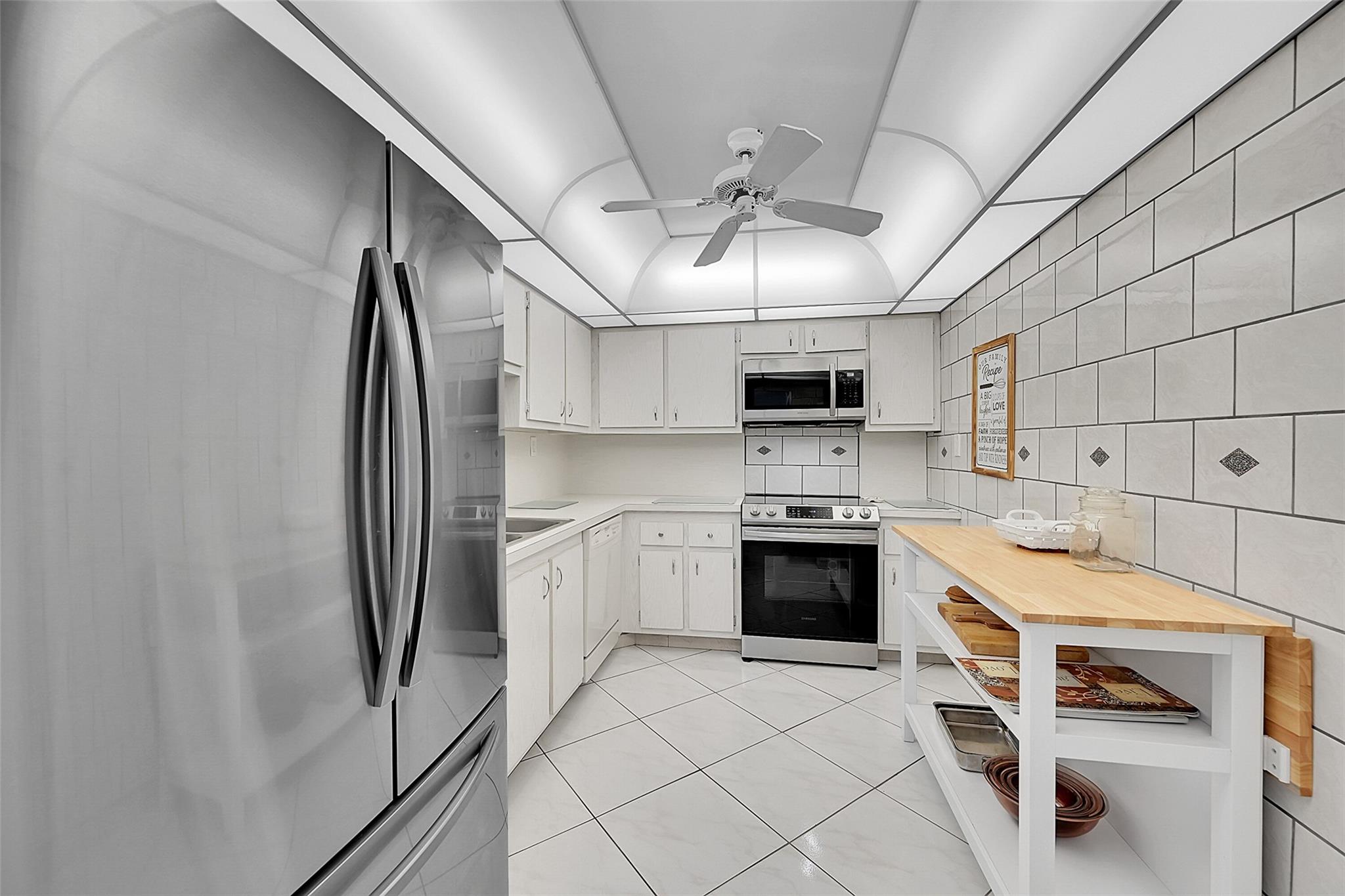 Silver Thatch Atlantic Pl - Residential Lease