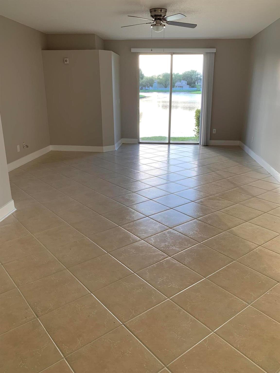4811 NW 58th Manor