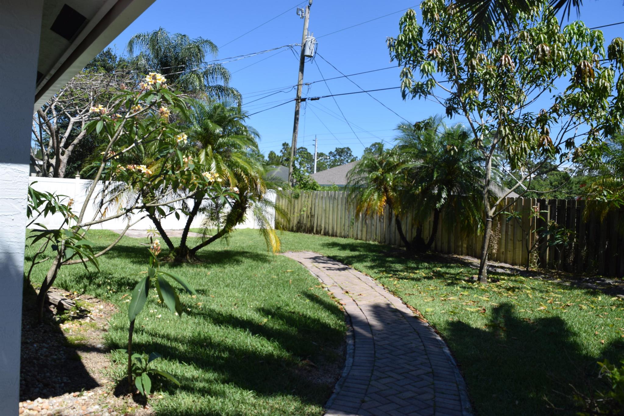 PORT ST LUCIE SECTION 19 - Residential Lease