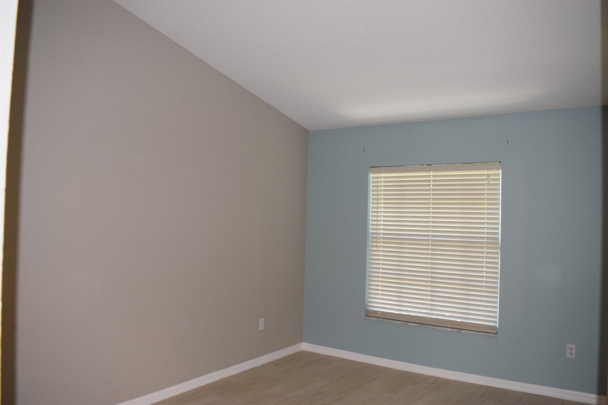 PORT ST LUCIE SECTION 19 - Residential Lease