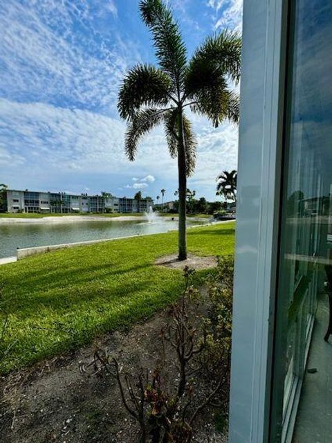 A home in Lake Worth