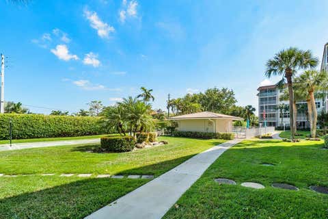 Tiny photo for 911 Gardenia Drive #153, Delray Beach, FL 33483 (MLS # B26037154)