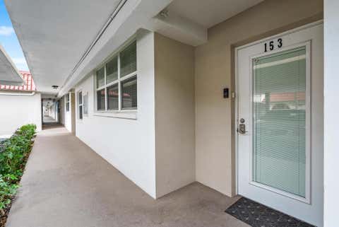 Tiny photo for 911 Gardenia Drive #153, Delray Beach, FL 33483 (MLS # B26037154)