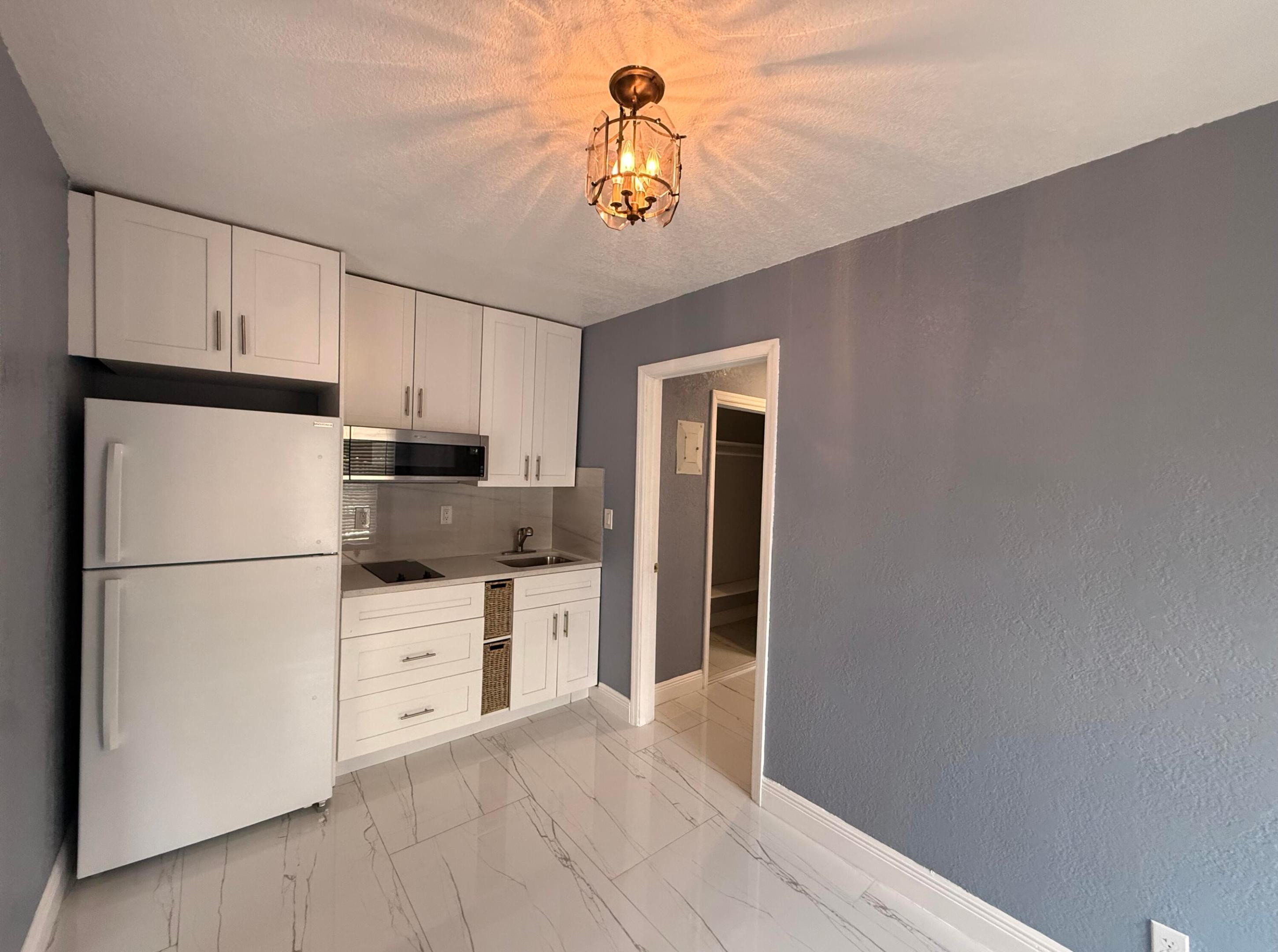 LYONS PARK - Residential