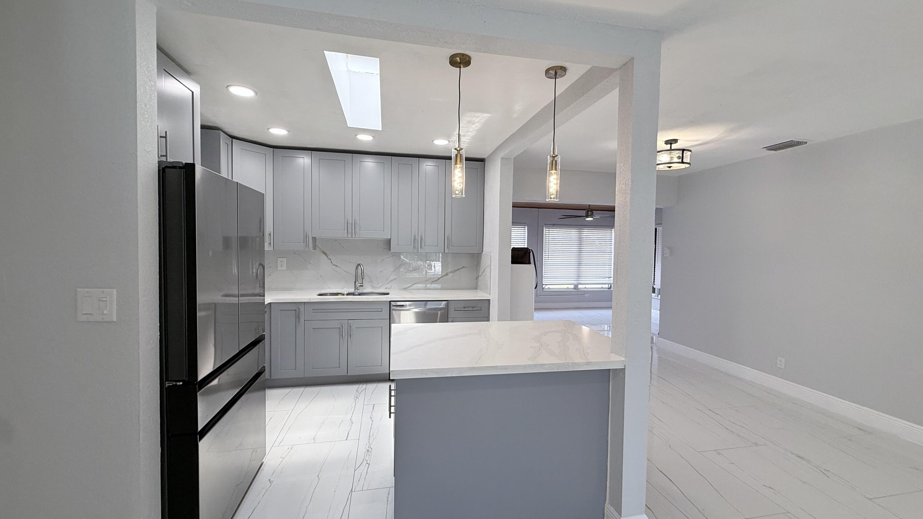 LYONS PARK - Residential