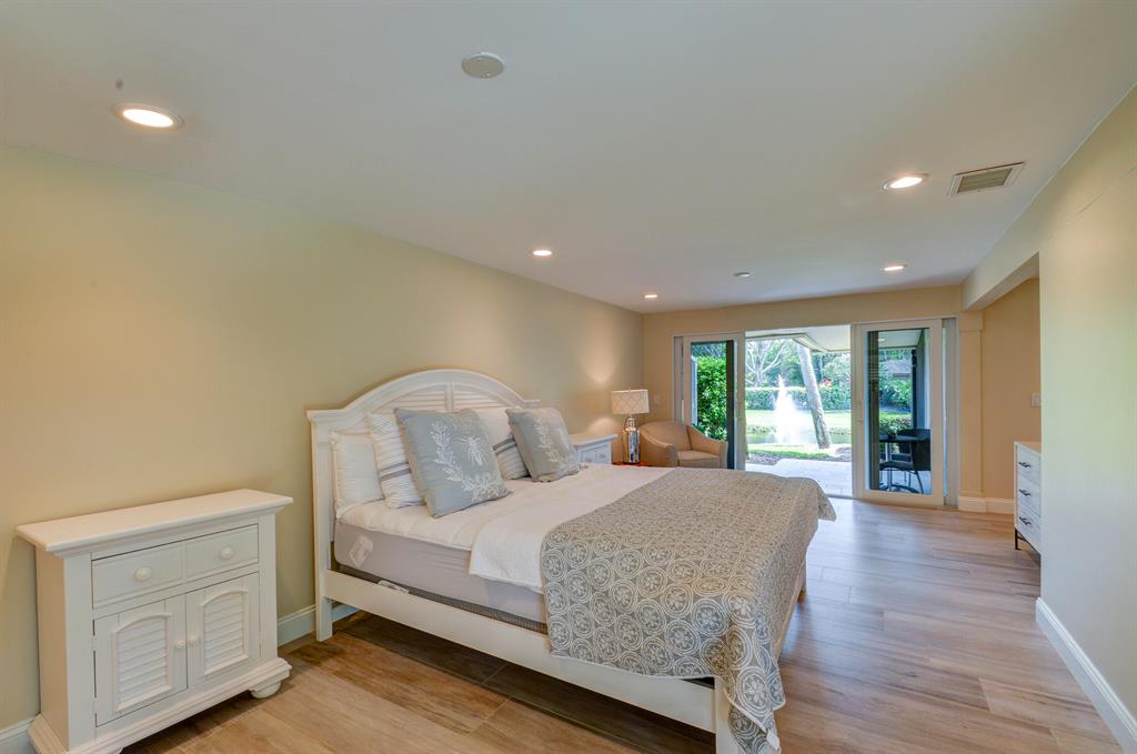 GOLF AND TENNIS VILLAGE - Residential