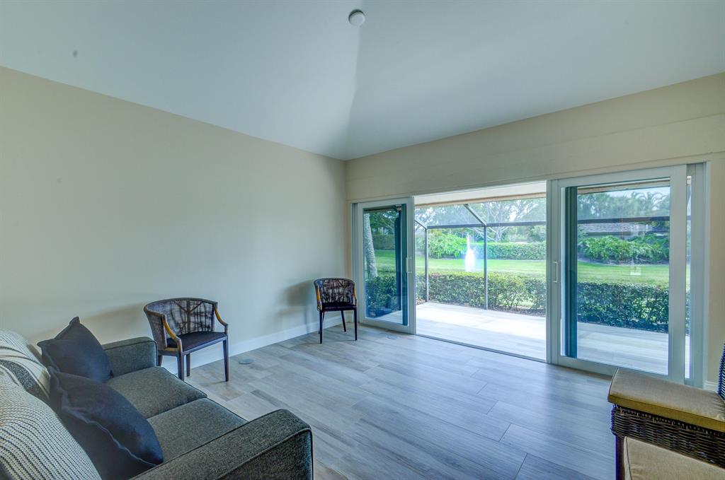 GOLF AND TENNIS VILLAGE - Residential