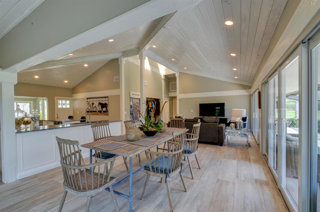 GOLF AND TENNIS VILLAGE - Residential