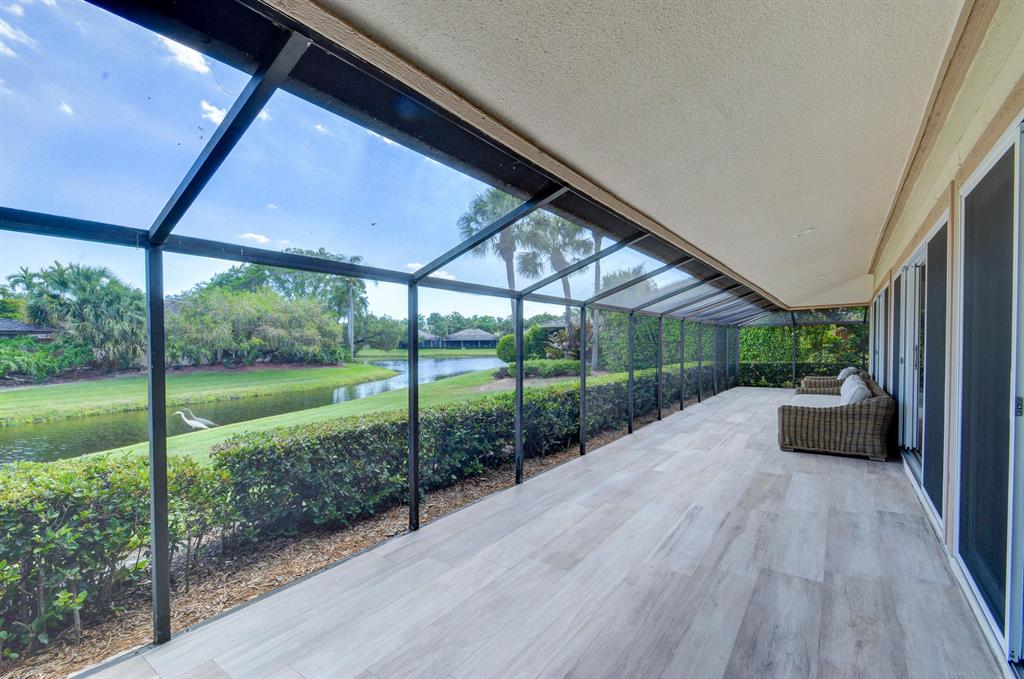 GOLF AND TENNIS VILLAGE - Residential