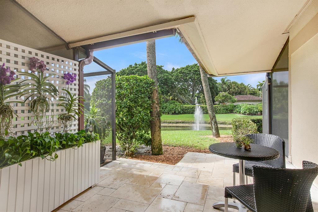 GOLF AND TENNIS VILLAGE - Residential