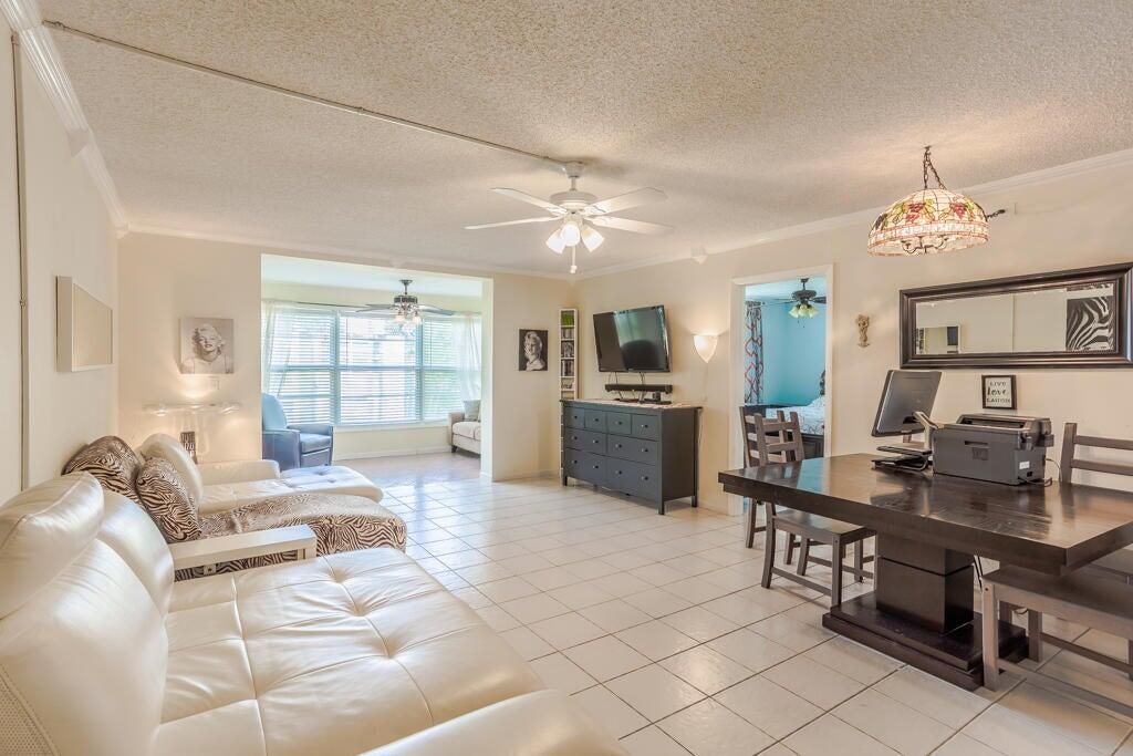 Photo of 8 Willowbrook Lane #208, Delray Beach, FL 33446 (MLS # R11158414)