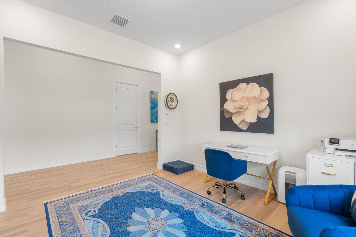 Parkland Royale 182-60 B - Residential