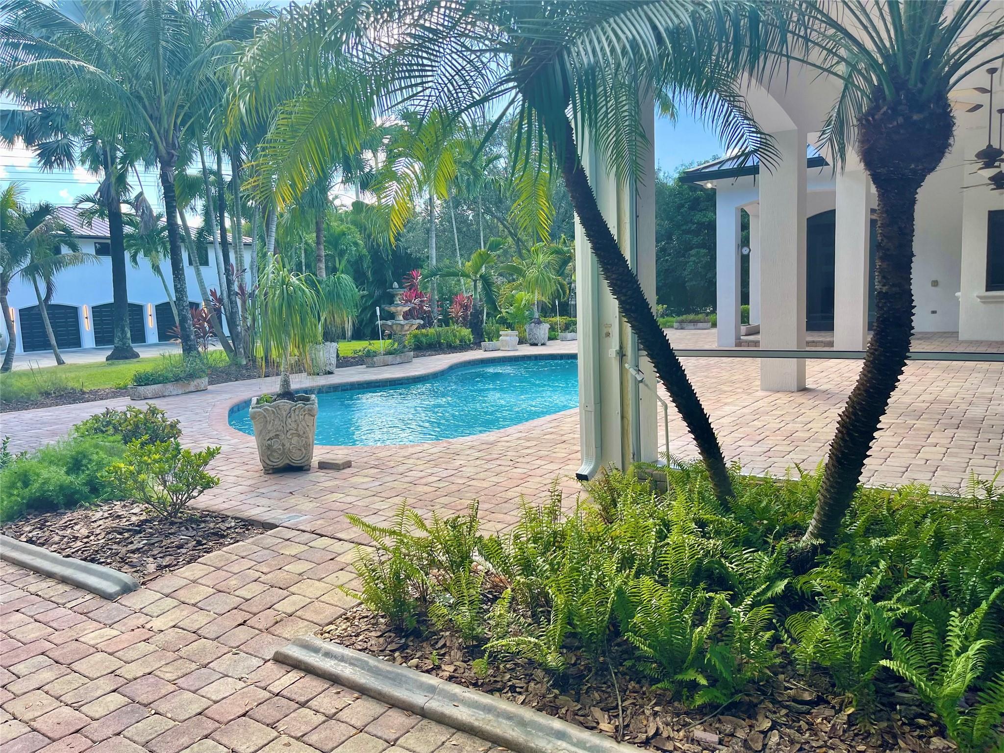 Everglades Sugar & Land C - Residential