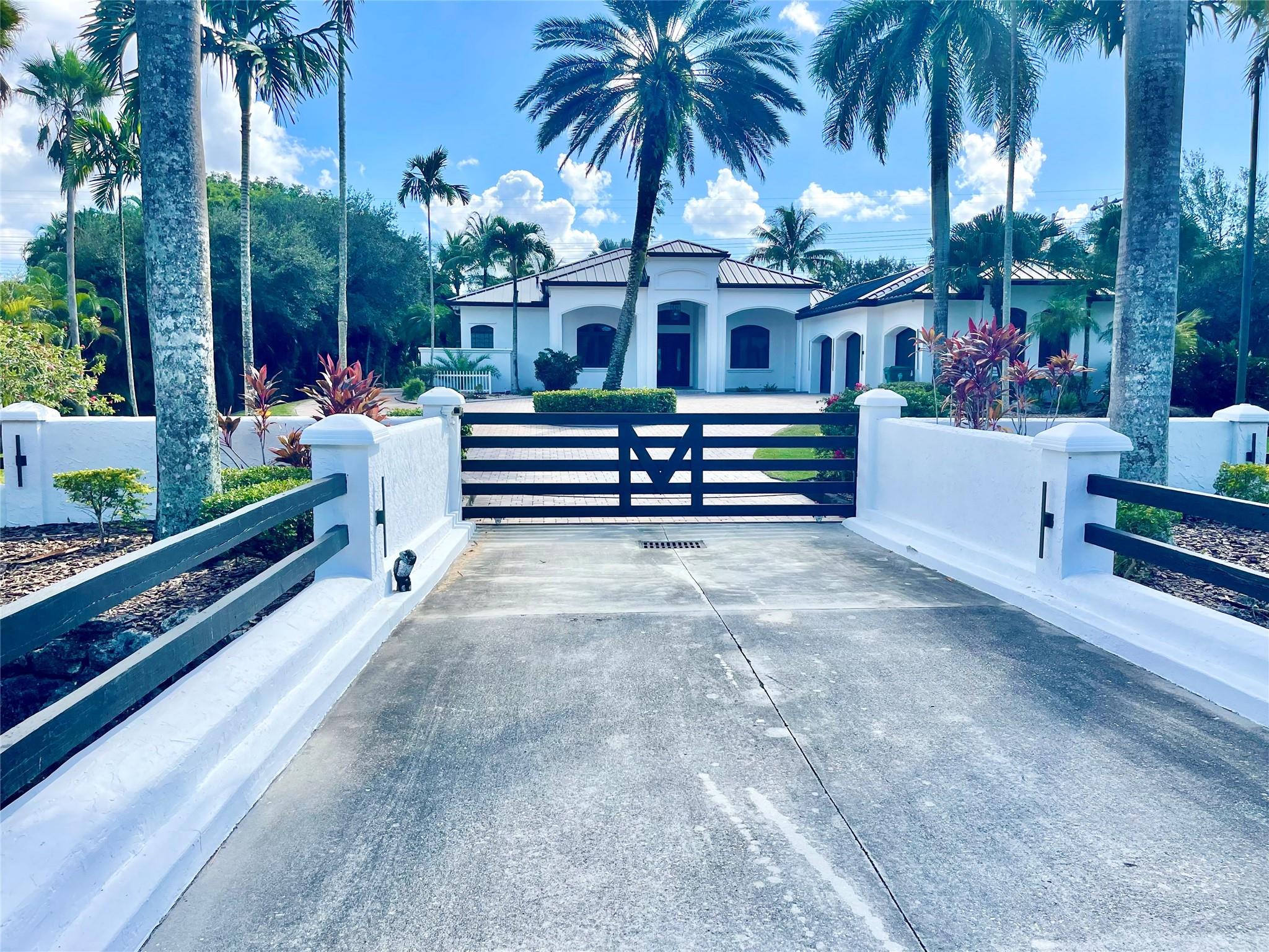 Everglades Sugar & Land C - Residential