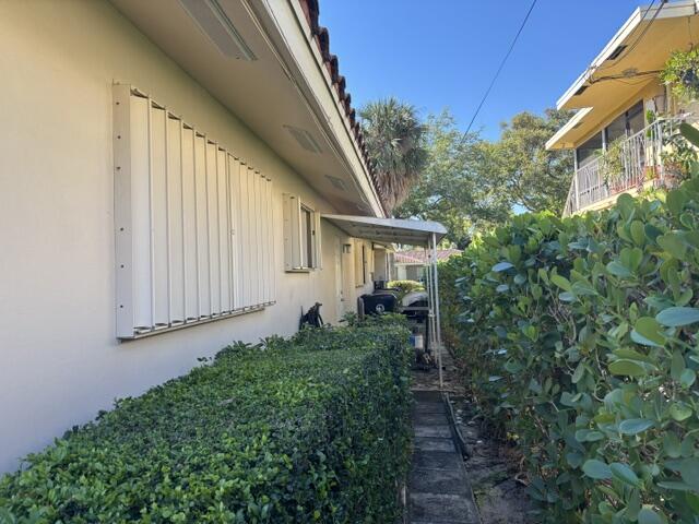 LIGHTHOUSE POINT ESTATES - Residential Income