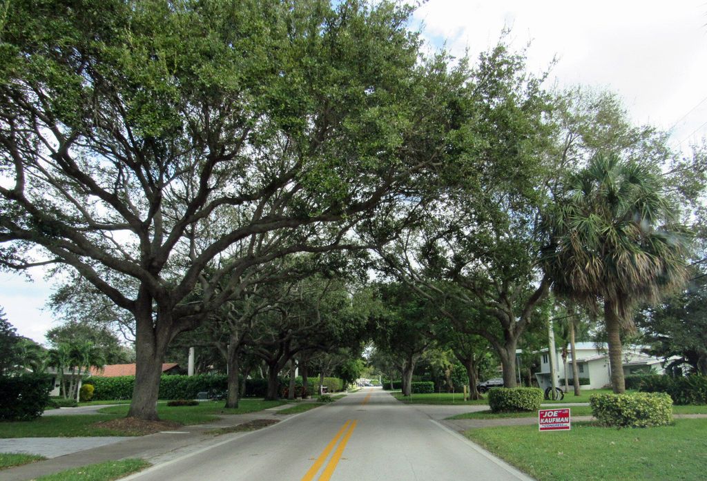 Photo of 1911 NE 27th Court #1-3, Lighthouse Point, FL 33064 (MLS # B26007160)