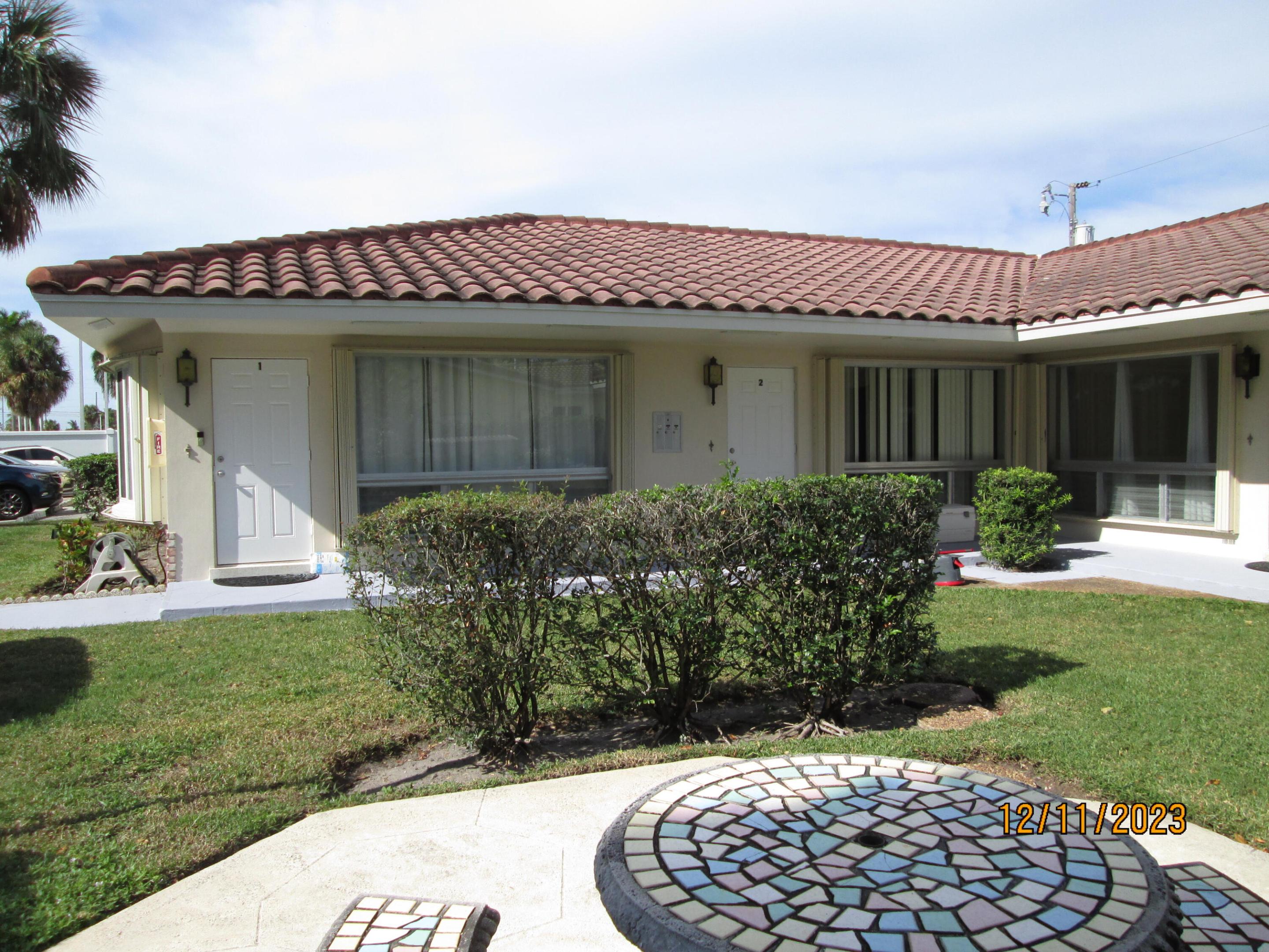 LIGHTHOUSE POINT ESTATES - Residential Income