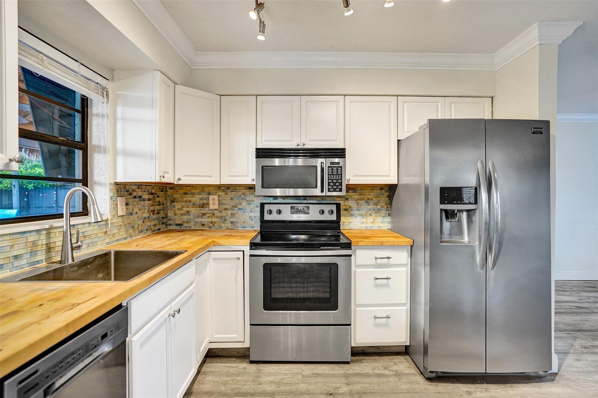 Coral Heights Sec Two Res - Residential