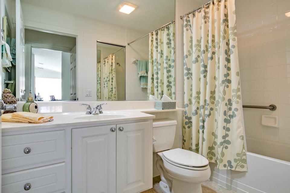 The Lakes - Residential