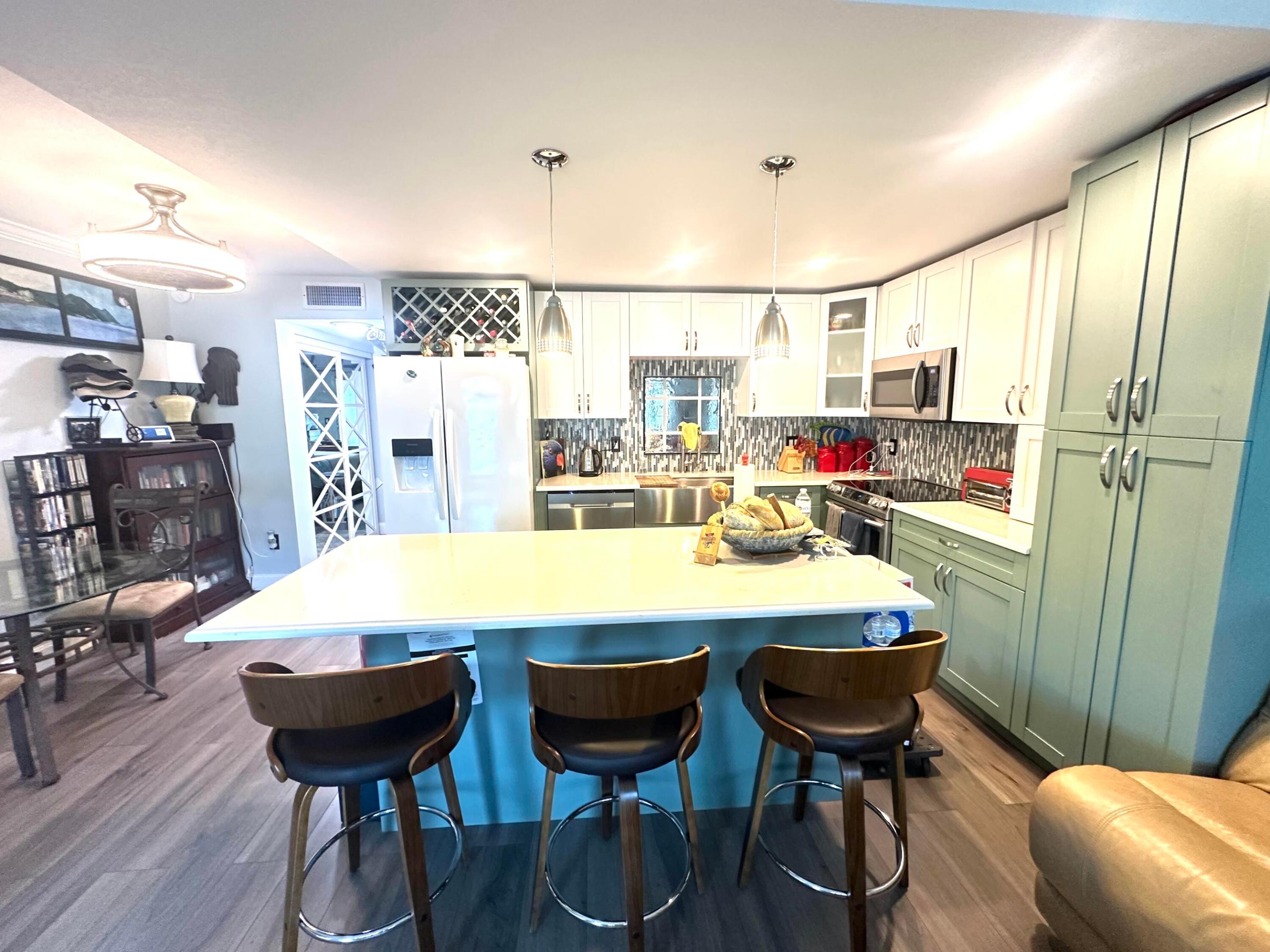 NEWPORT S CONDO - Residential