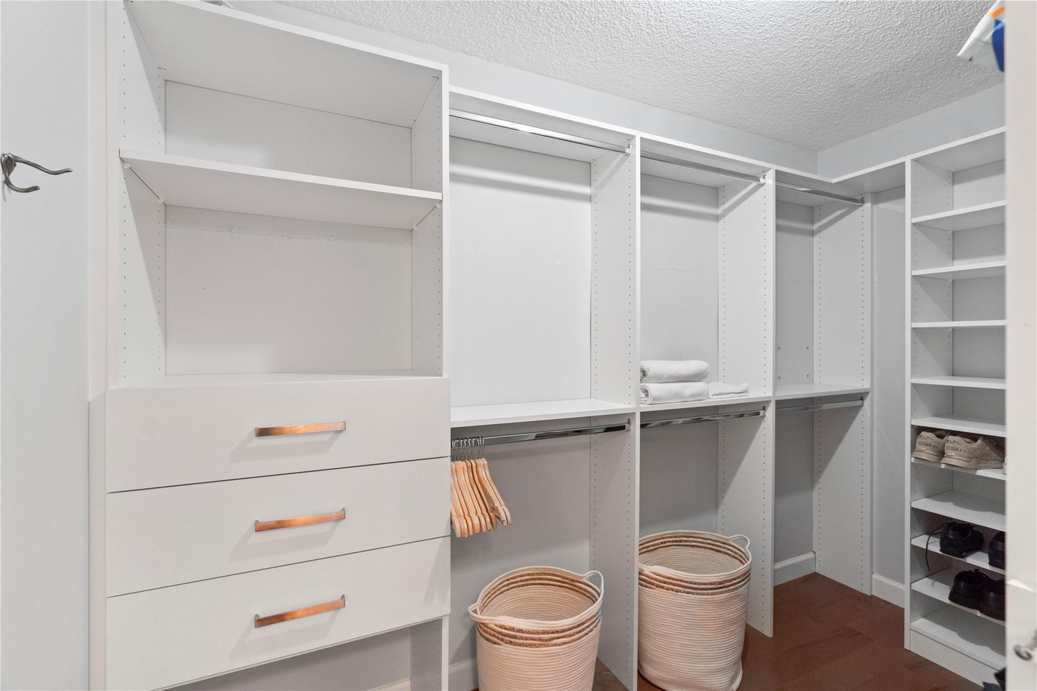 Playa Del Sol - Residential Lease