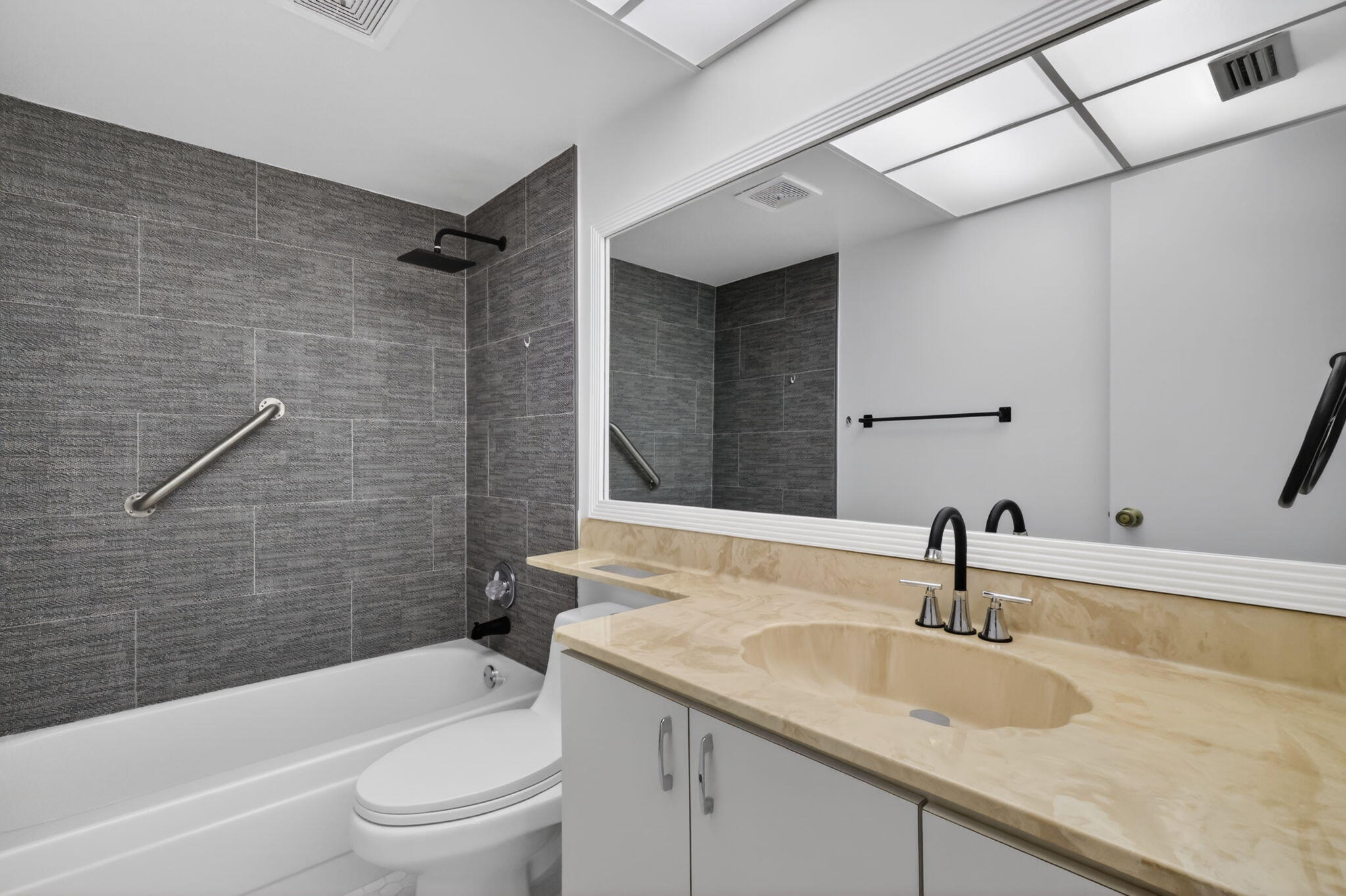 SUNRISE OF PALM BEACH CONDO 1,2,3,4, 14 AND 17 - Residential